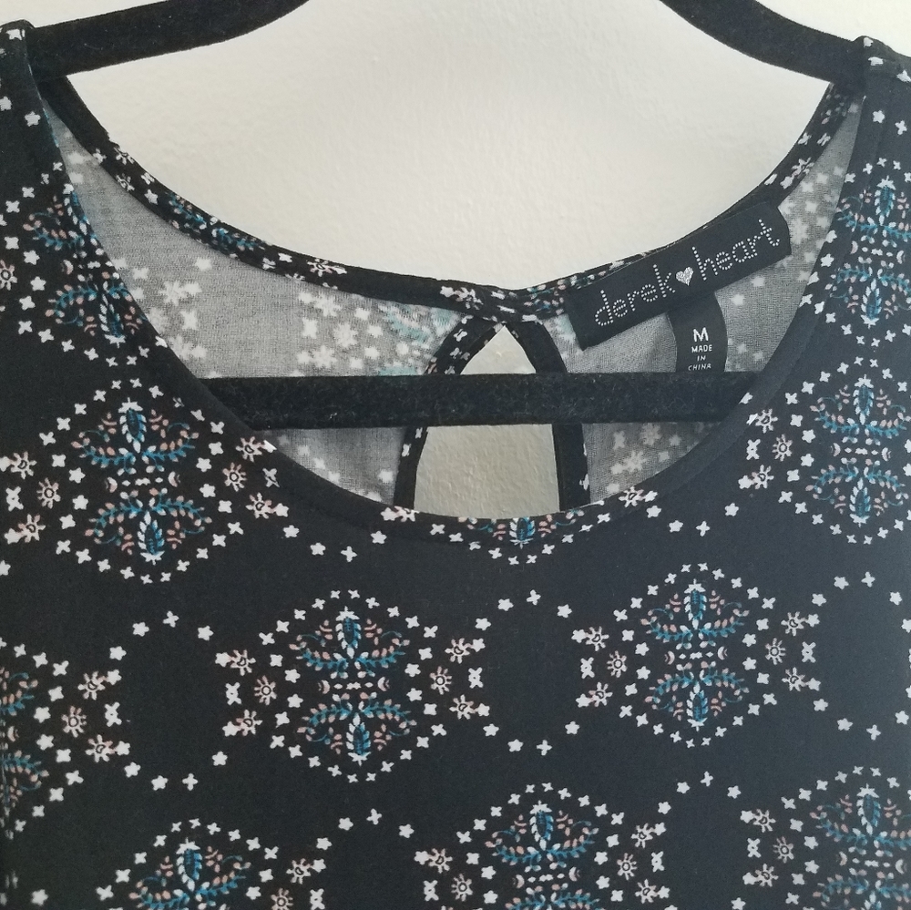 Dress - Picture 3 of 5